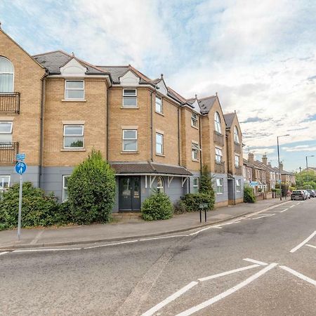 Modern Apartment Within Short Walk Of The Castle, High Street And Long Walk - Free Parking Windsor Exterior foto