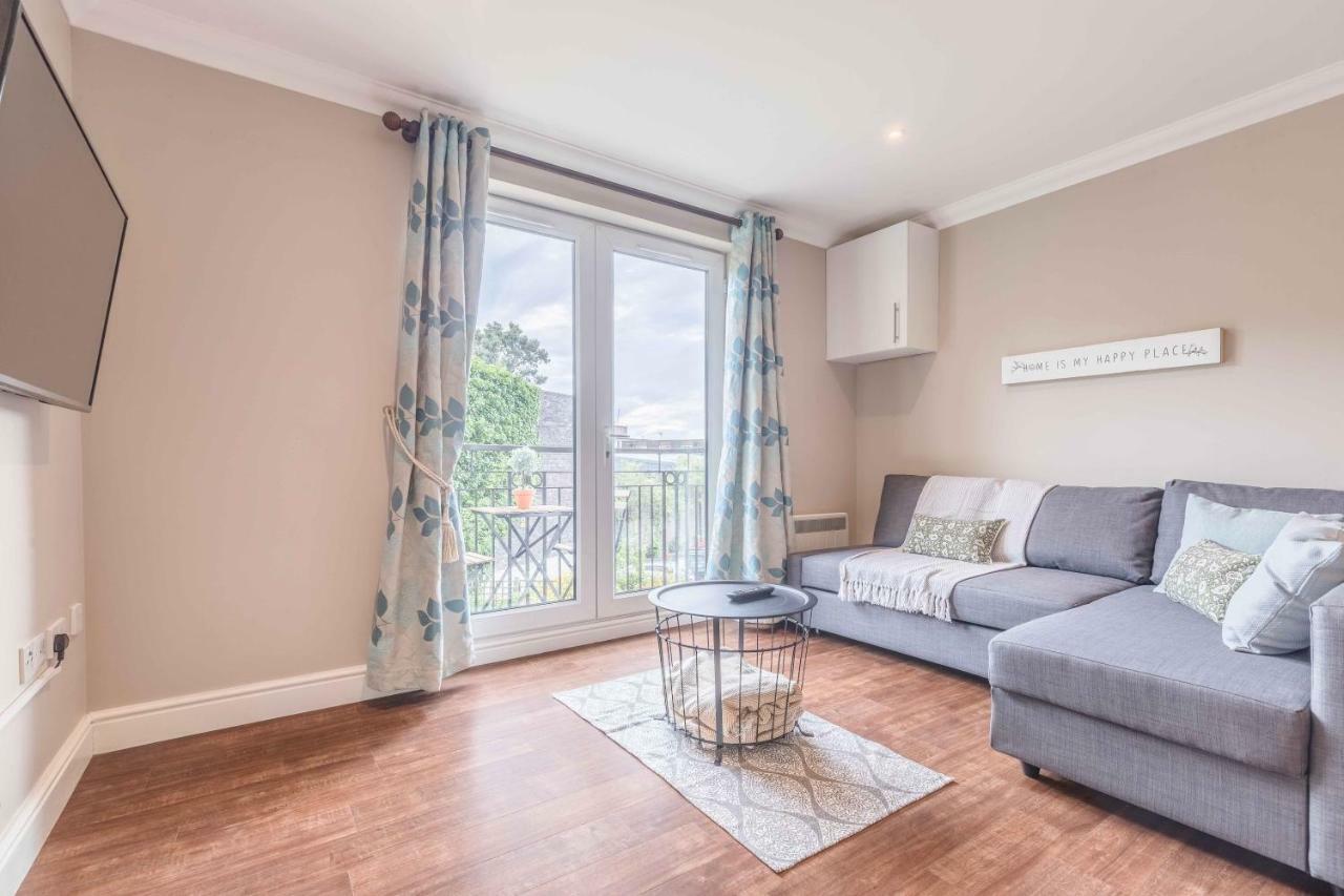 Modern Apartment Within Short Walk Of The Castle, High Street And Long Walk - Free Parking Windsor Exterior foto
